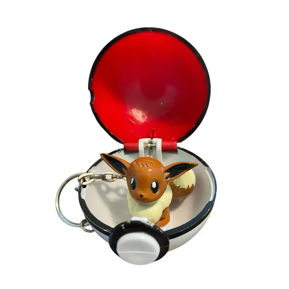 Vintage 1999 EEVEE POKEMON Pokeball Keychain Original Nintendo Collectible Toy